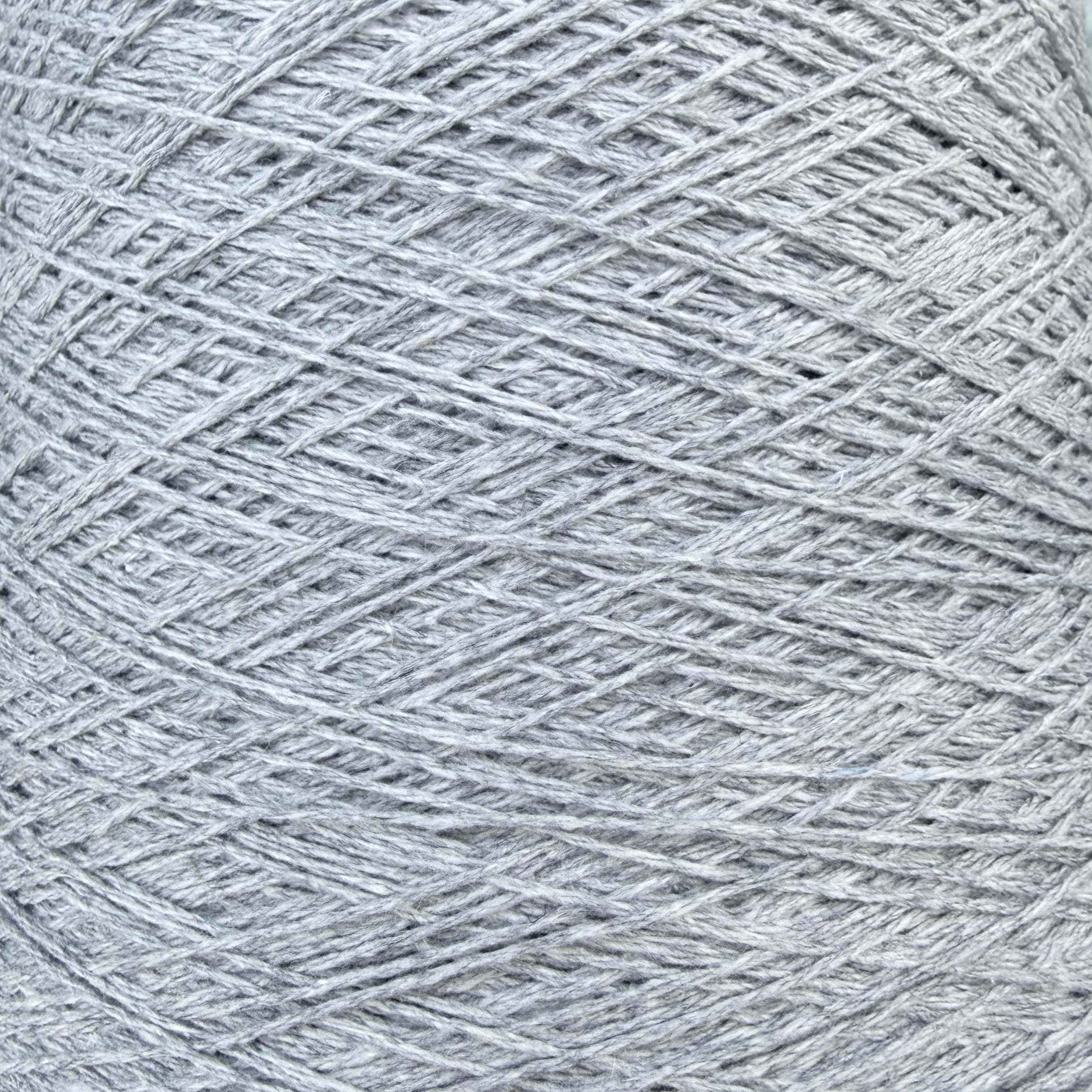 G&G Filati Art. Supremo 3/14, 70 % Kaschmir, 30 % Seide, Farbe: Silbernebel