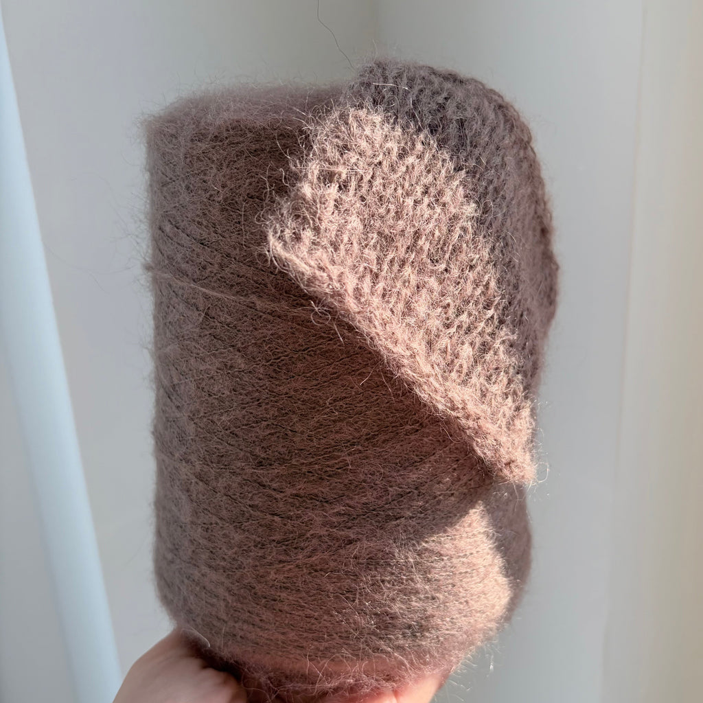 Lanificio dell’Olivo art. Quebec 10000, alpaca-mohair blend, col. Cacao