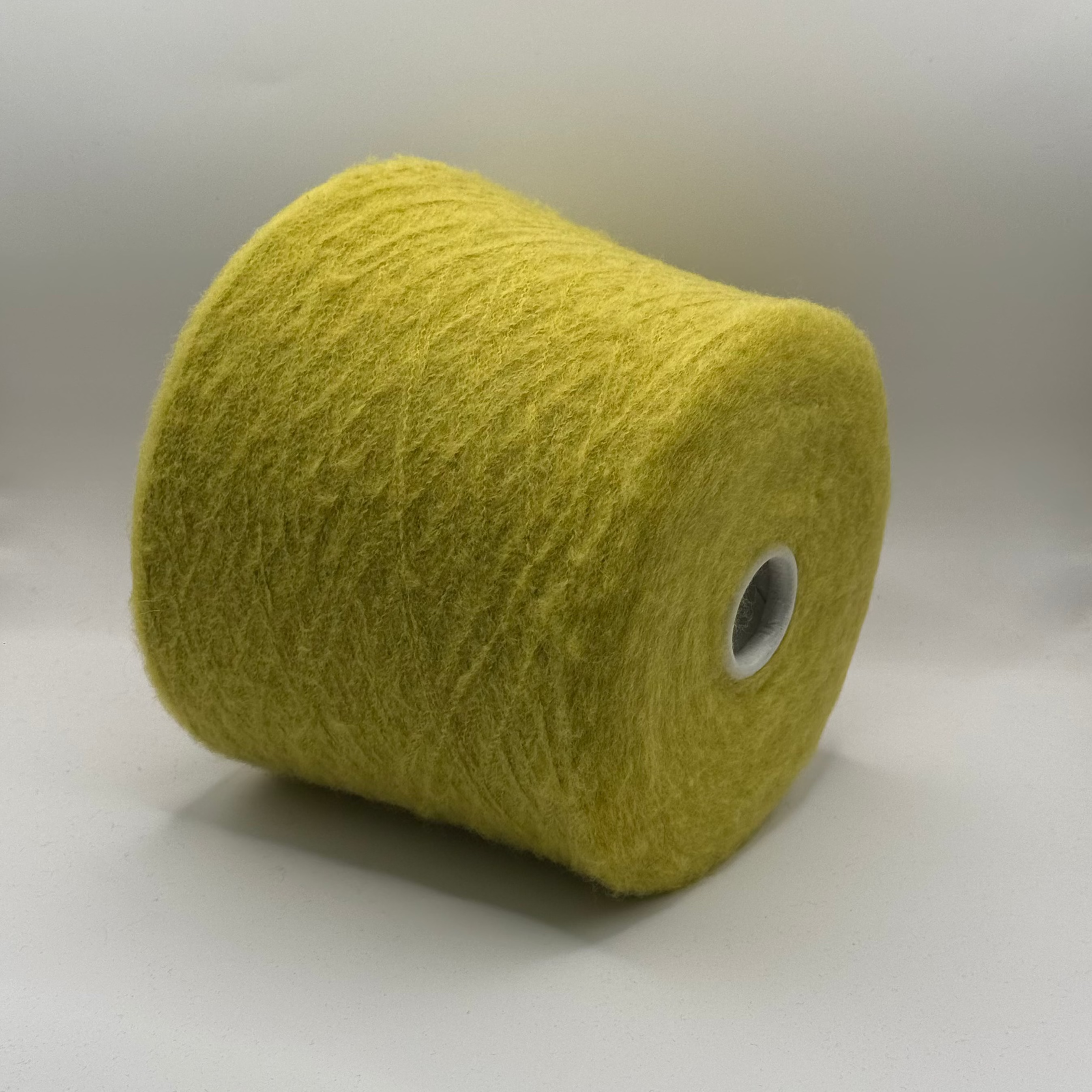 Ri.Go art. Fluffy Cashmere Nm.9200, gebürstetes Kaschmir, Farbe: Sunny Lime