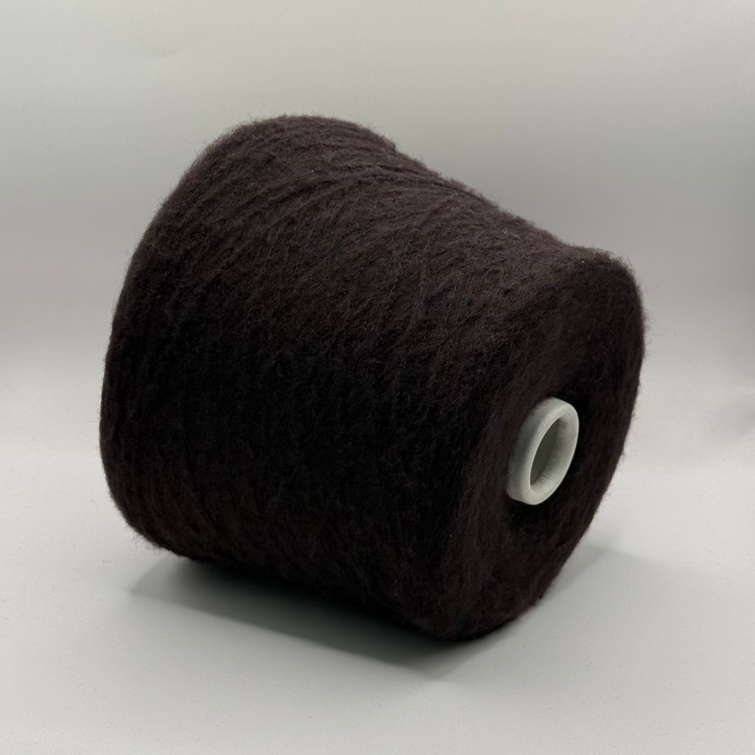 Ri.Go art. Fluffy Cashmere Nm.9200, gebürstetes Kaschmir, Farbe: 99 % Bitterschokolade