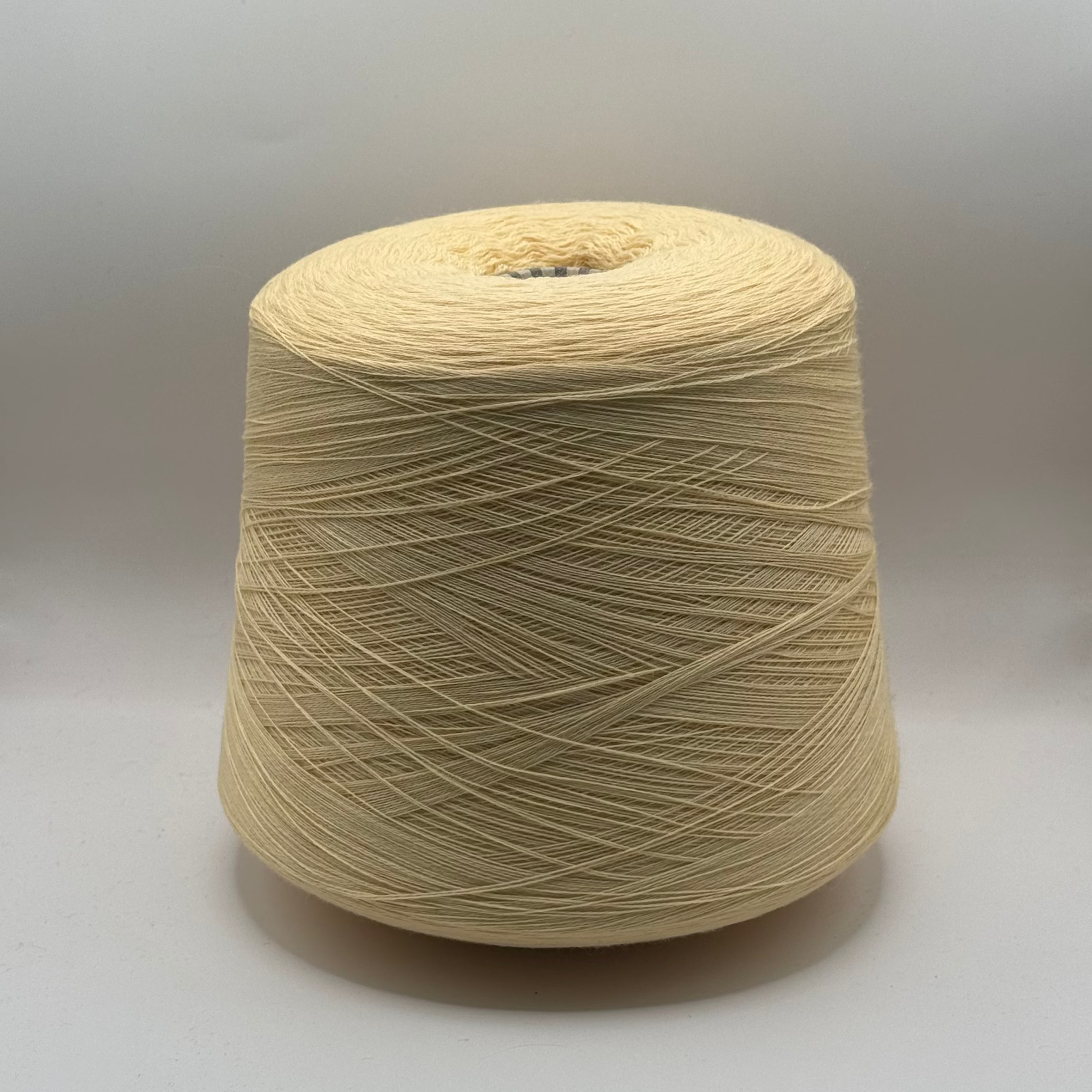 Tollegno art. Harmony 2/30, merino 100% col. Vanillecreme