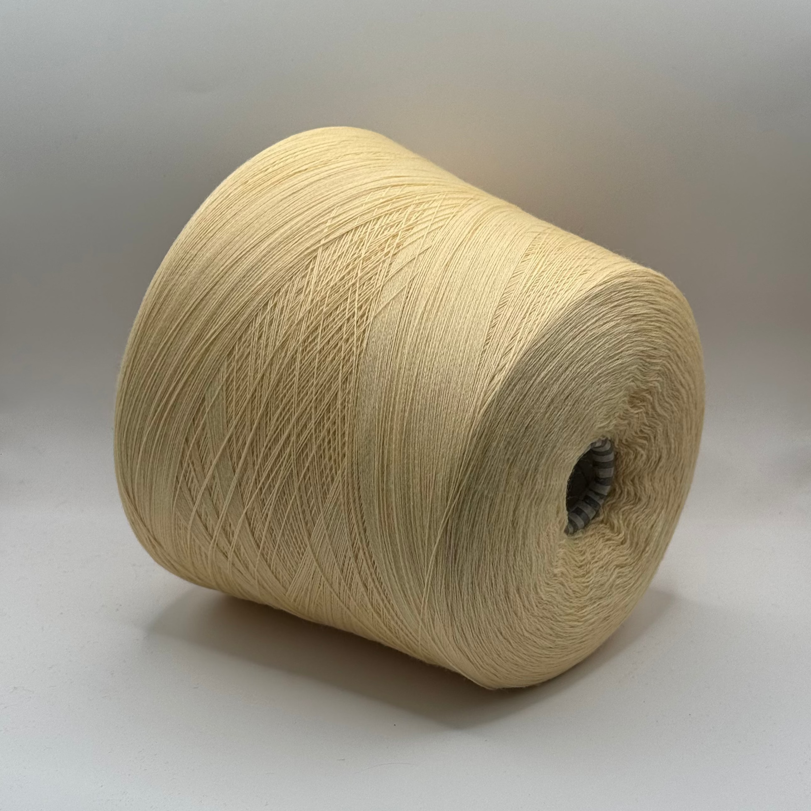 Tollegno art. Harmony 2/30, merino 100% col. Vanillecreme