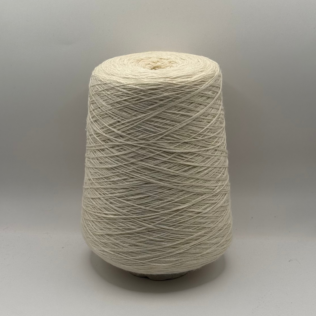 Loro Piana art. Catenella Lana Seta 5500, merino 70% seide 30% col. Milchreis