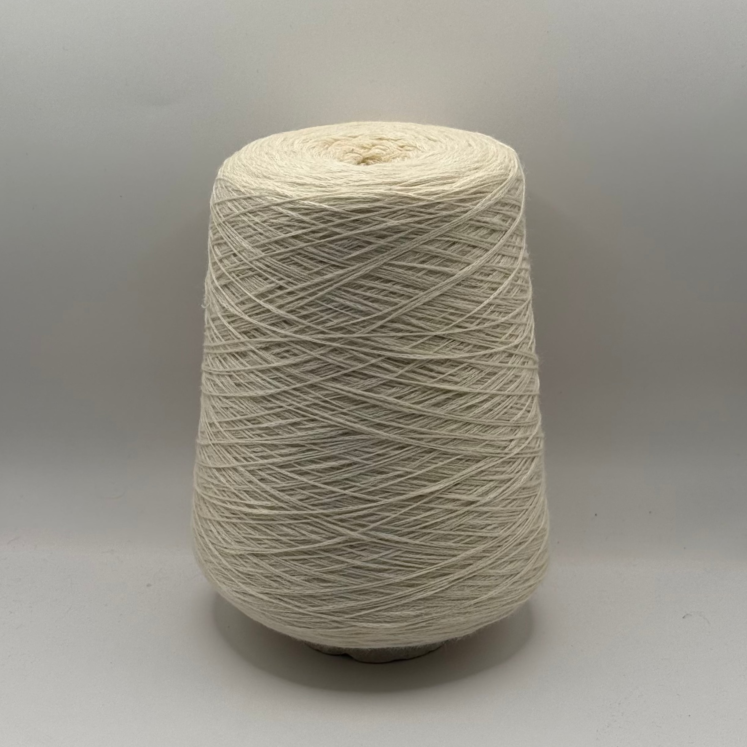 Loro Piana art. Catenella Lana Seta 5500, merino 70% seide 30% col. Milchreis