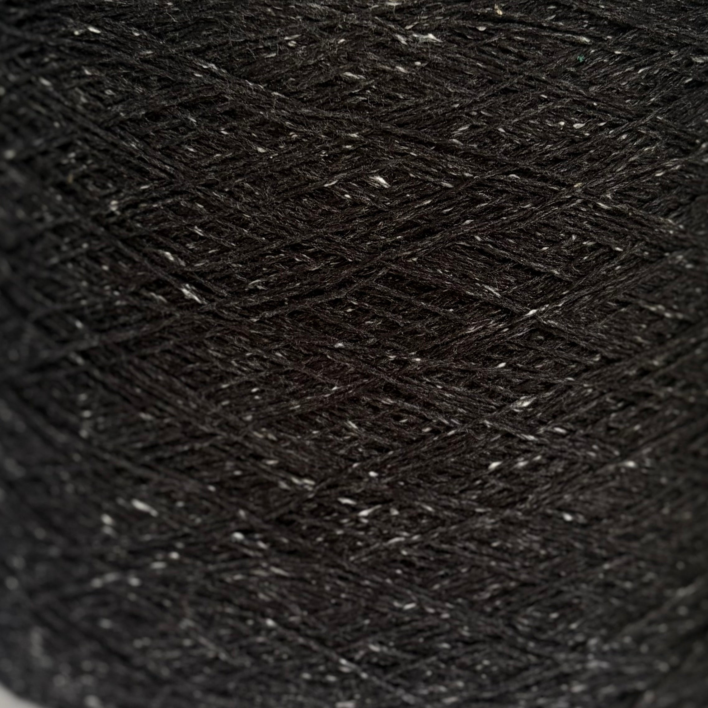 Ri.Go Art. Bourette Tweed 3/20, Seide 100%, Farbe: Holzkohle weiß gesprenkelt