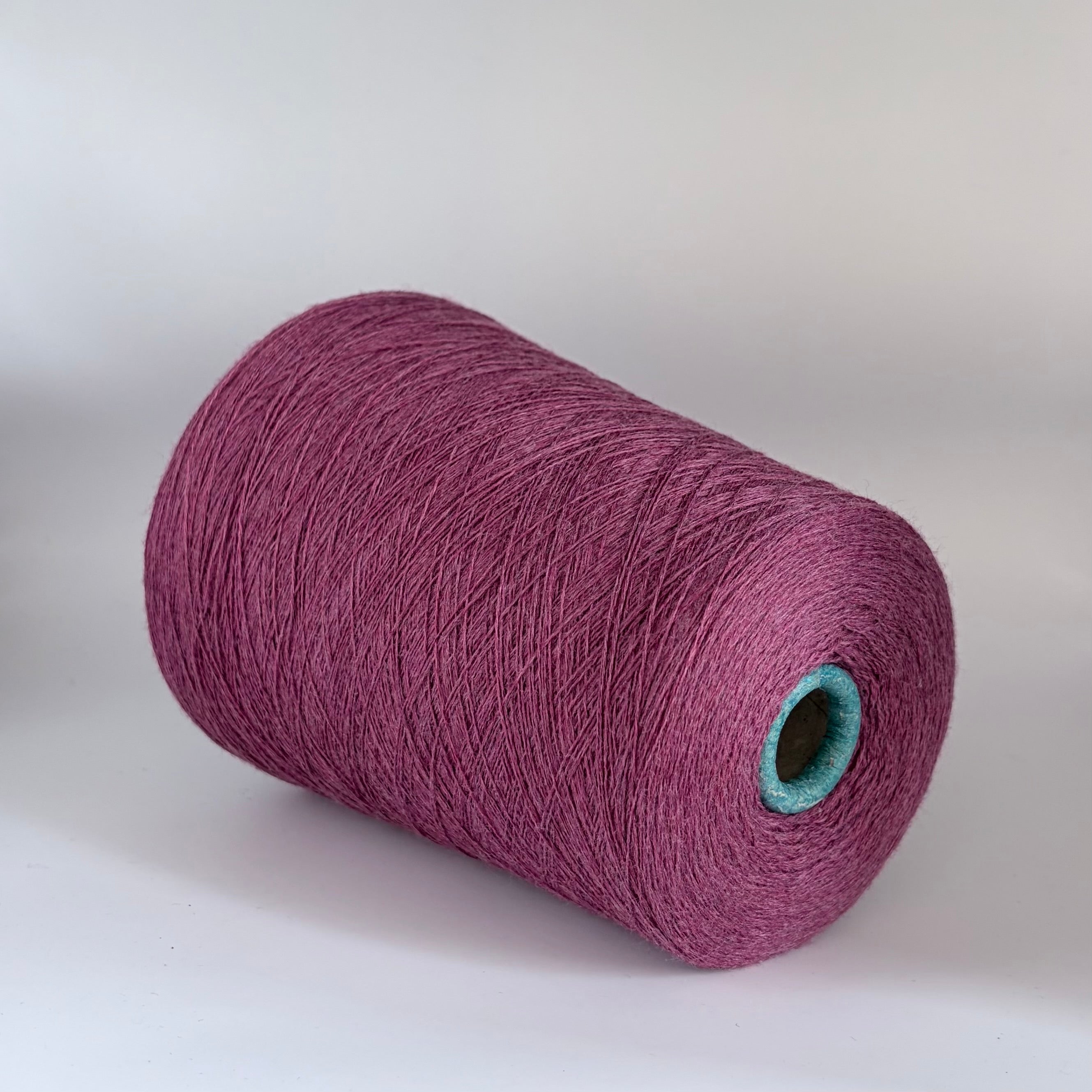Zegna Baruffa Art. Cashwool 2/30, 100 % Merinowolle, Farbe: Sugar Plum Lipstick