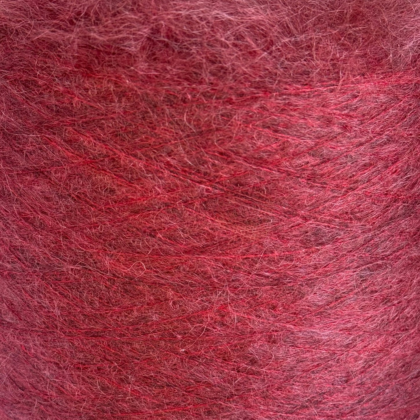 Filcom art. Tramonto 8000, mohair silk, col. Wild Berry Jam