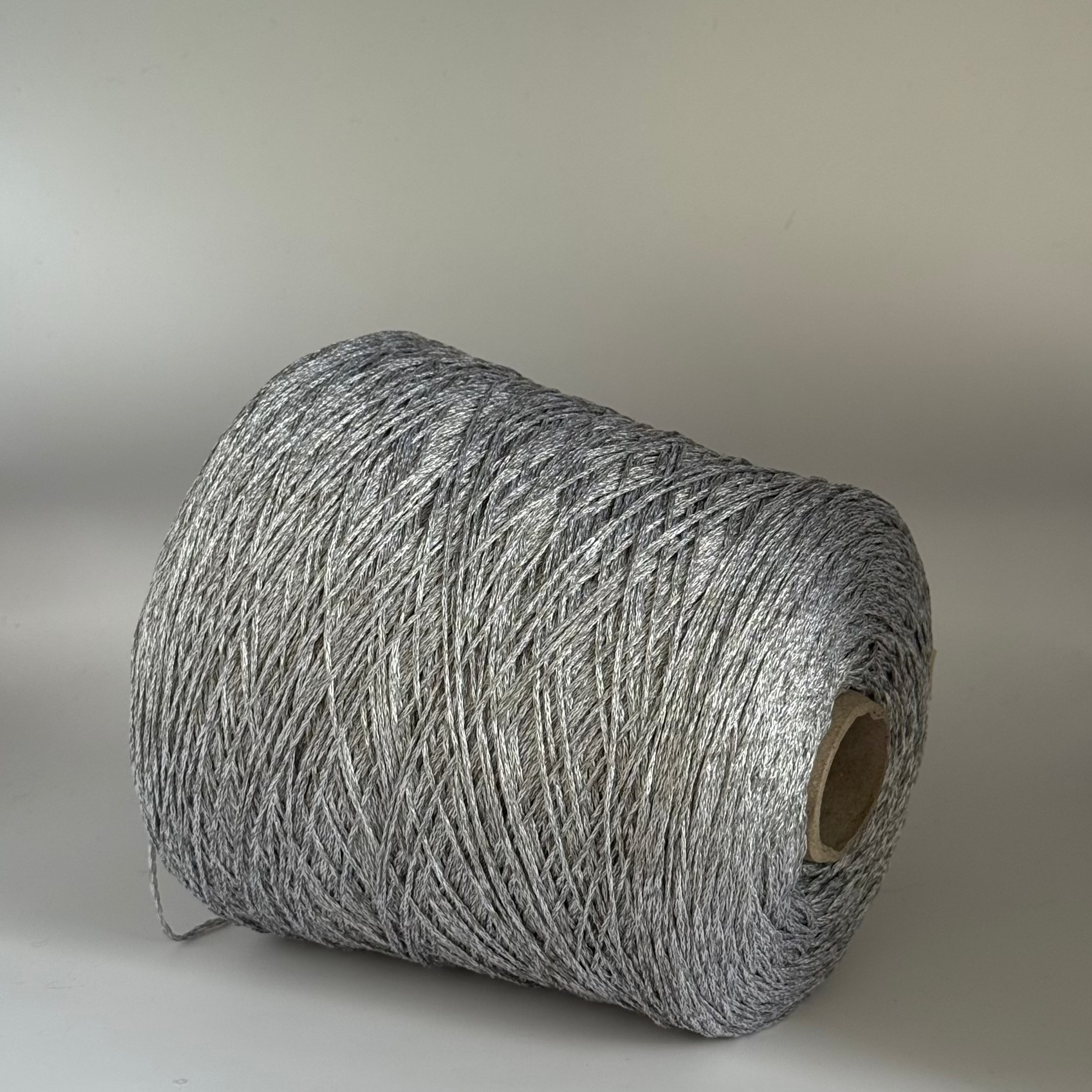 G&G Filati Art. Silk-wool 2000, Seiden-Merinomischung, Farbe: Quecksilber