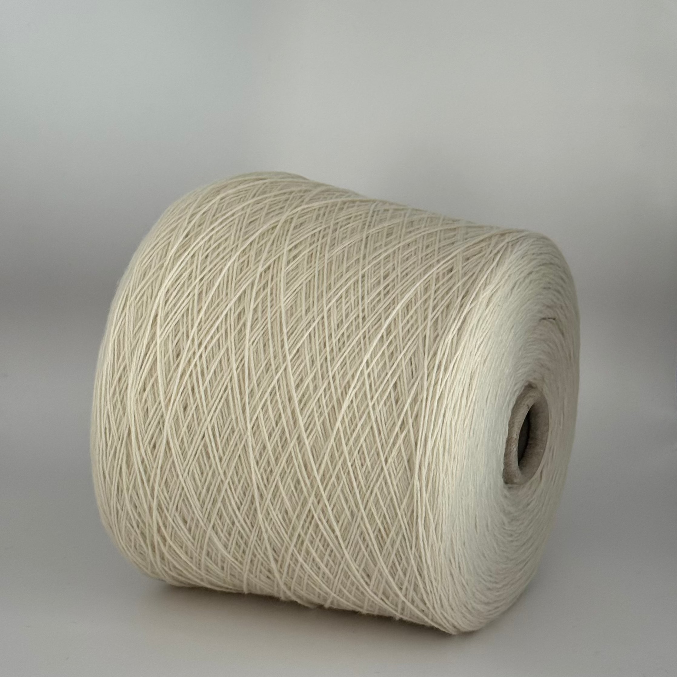Olimpias Art. Extrafine 3/15800, Wolle 100%, Farbe: Schäfchenweiß