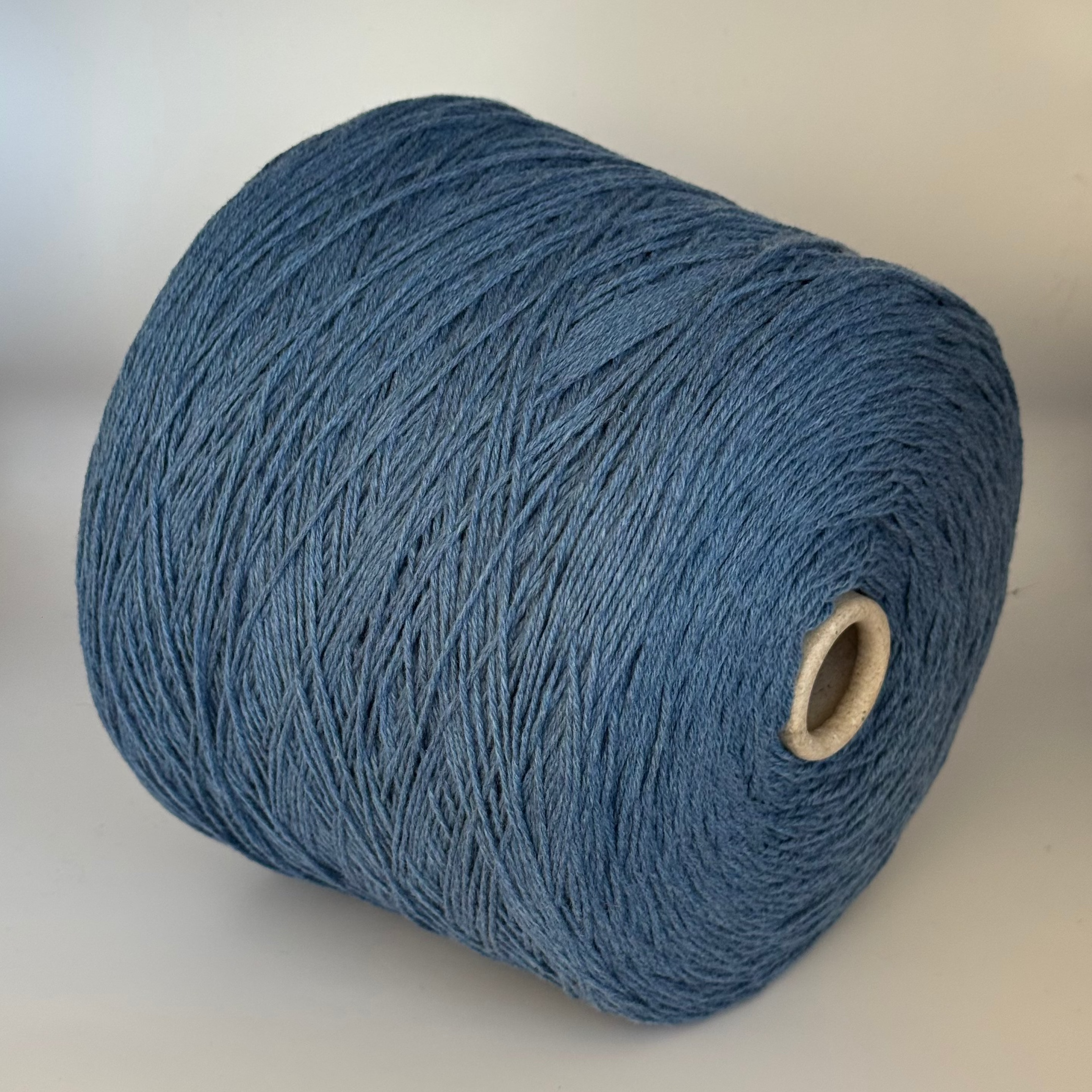 Todd & Duncan, Art. Chakra 3000, 100 % Kaschmir, Farbe: Jeans