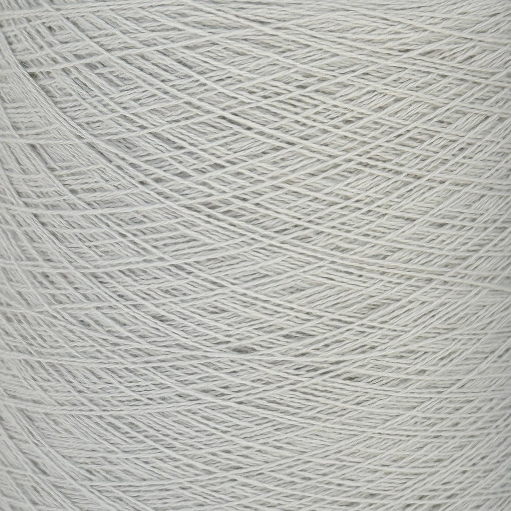 Loro Piana art. Lana cash 2/18, merino-cashmere blend, col. Chalk white/gray