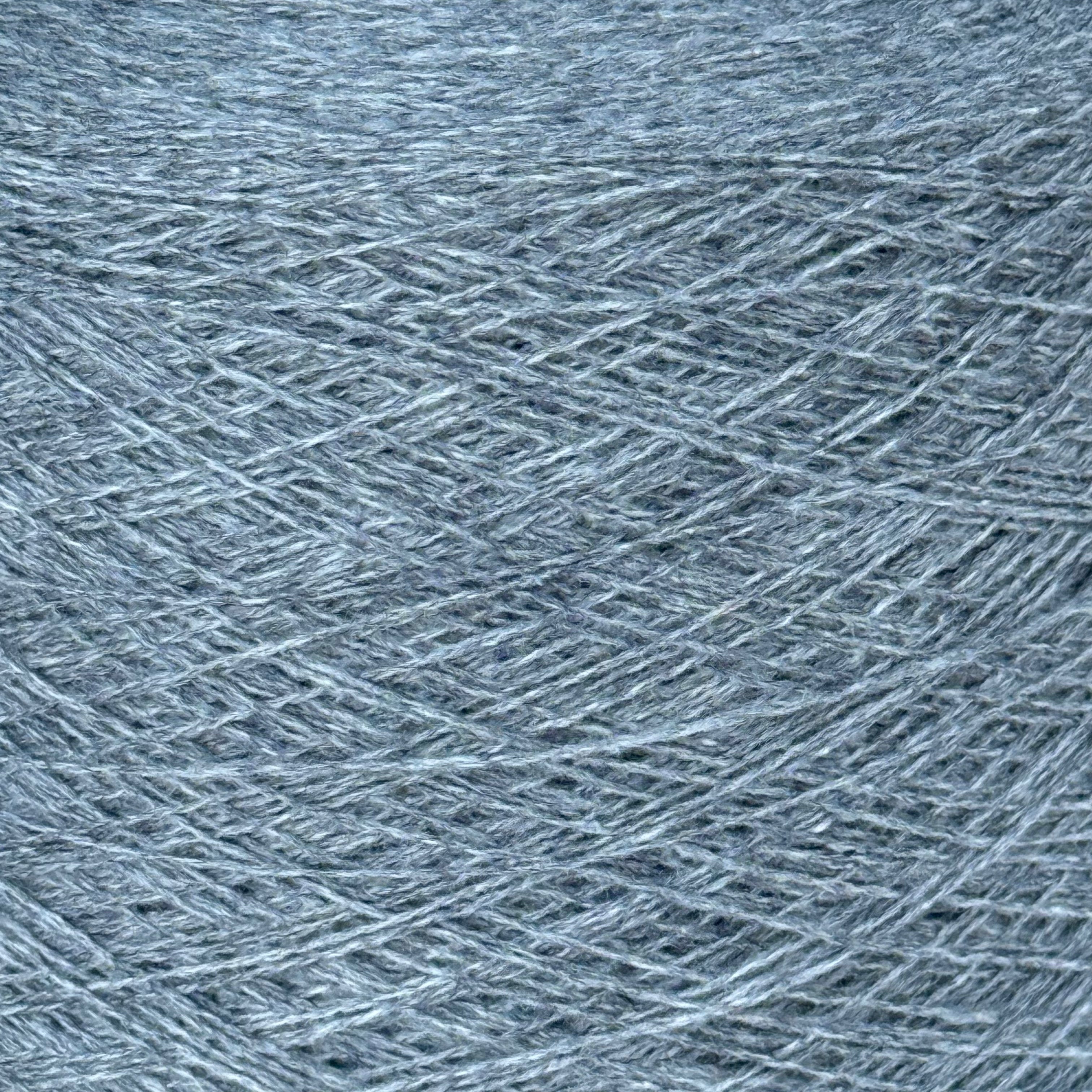 Lanecardate art. Canberra 2/15.5, merino 100%, col. Smoky grey