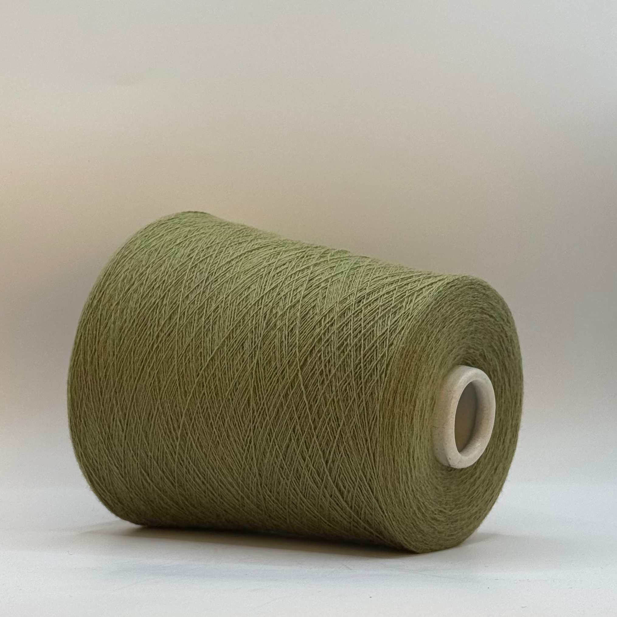 Luxury Selection by Ri.Go Art. By way 2/30, 100 % Merinowolle, Farbe: Olive