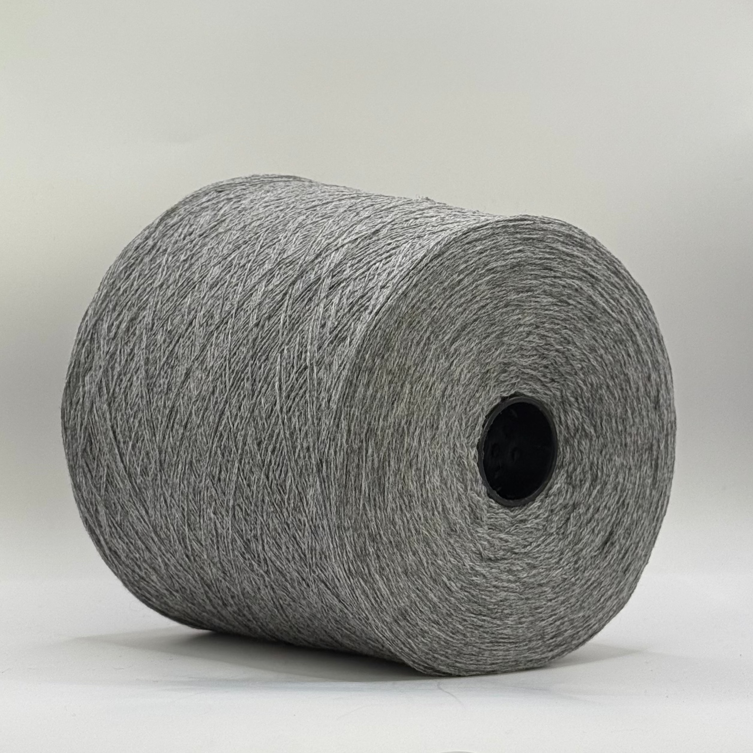 Millefili Art. Concord 2/26, 100 % Kaschmir, Farbe: Elegantes Grau