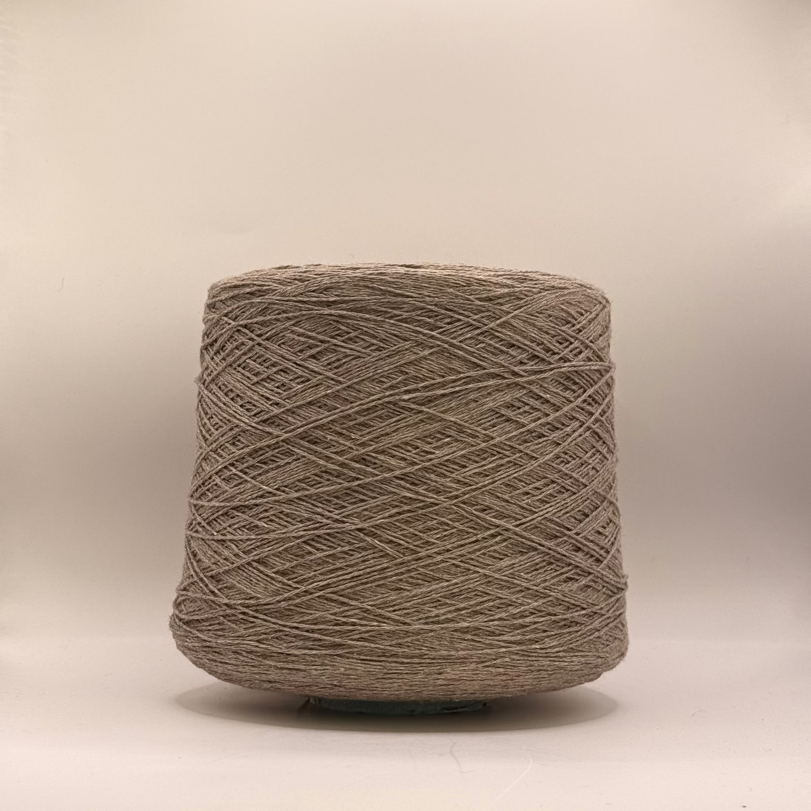 G&G Filati Art. Supremo 3/14, 70 % Kaschmir, 30 % Seide, Farbe: taupebraun